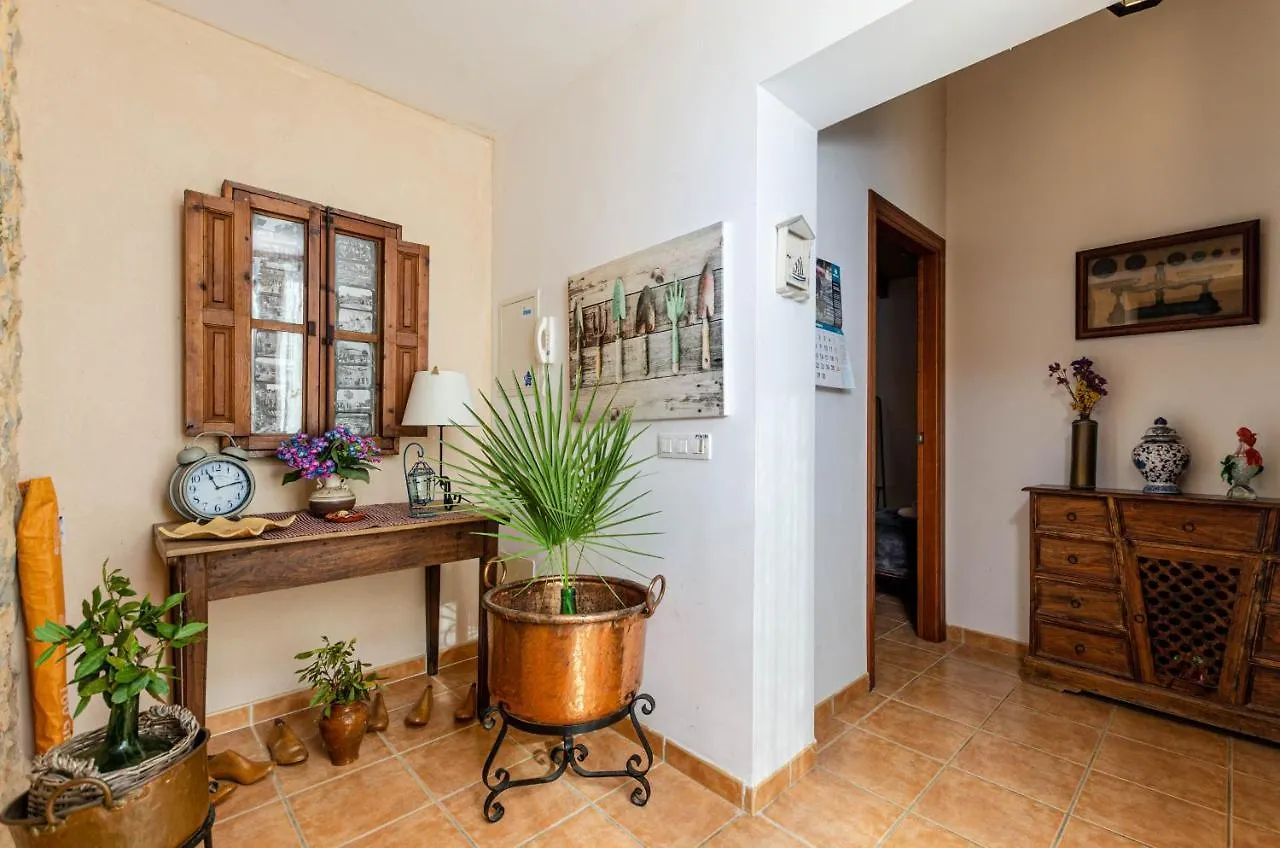 Yourhouse Ermita Villa Inca