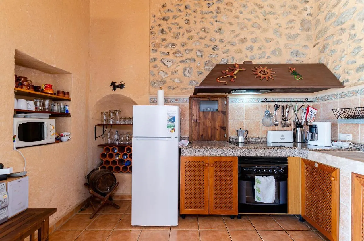 Yourhouse Ermita Villa Inca 0*,  Spanyolország
